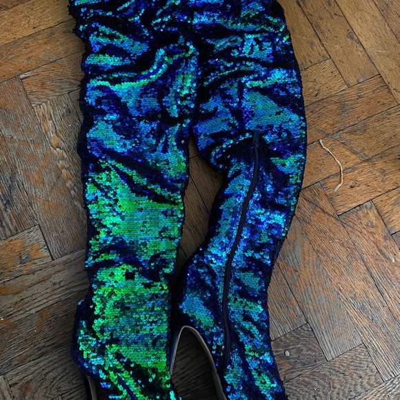 Shimmer - Picture 3 of 6